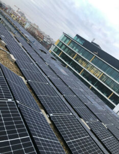 e1022660-5743-4140-8c5e-fb1114eb142d